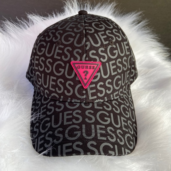 New GUESS Women’s Logo Hat - Picture 1 of 5